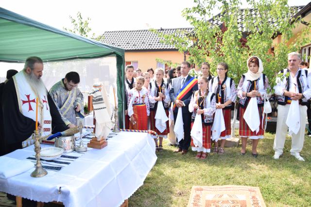 Complexul parohial din Suhuleț, sfințit de IPS Părinte Mitropolit Teofan
