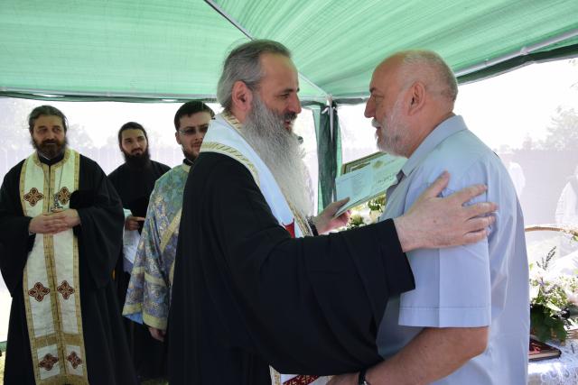 Complexul parohial din Suhuleț, sfințit de IPS Părinte Mitropolit Teofan