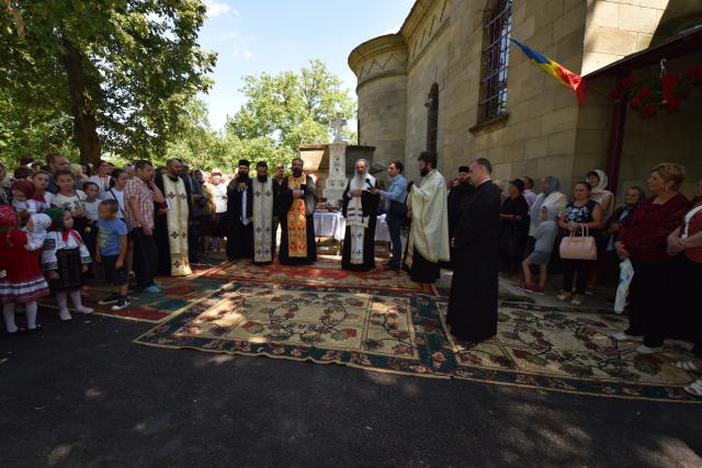 Slujbă de pomenire la Tansa pentru preoții trecuți la Domnul