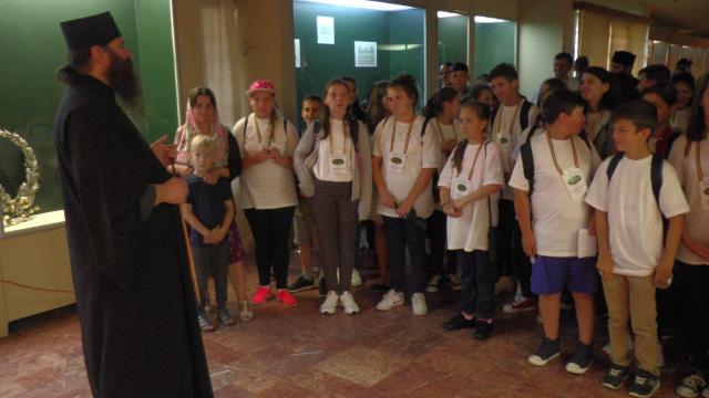Tabără de vară: „Tineretul Creştin Ortodox de la Putna”