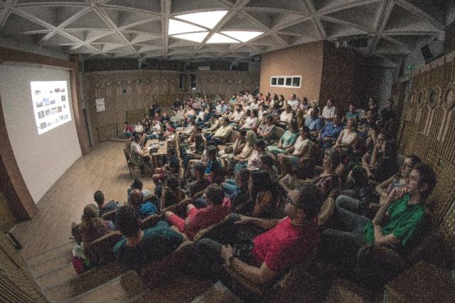 Expoziţiile „Călător prin Ierusalim“ şi „Urme“, vernisate la Iaşi