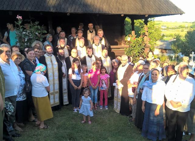 Cerc pastoral în parohiile Luncani şi Glodişoarele