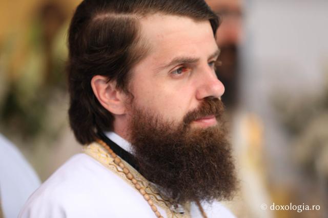 Chipuri de rugăciune la Mănăstirea Nicula (galerie FOTO)