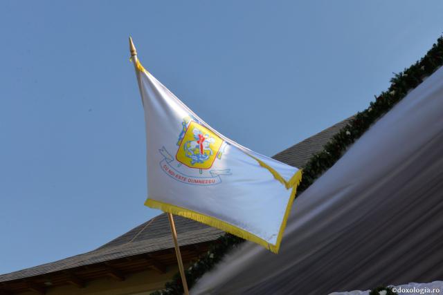 IPS Părinte Mitropolit Teofan, la Zosin: „Când vă este greu, luaţi icoana Brâncovenilor şi veţi vedea cât de mici sunt încercările şi necazurile noastre!”