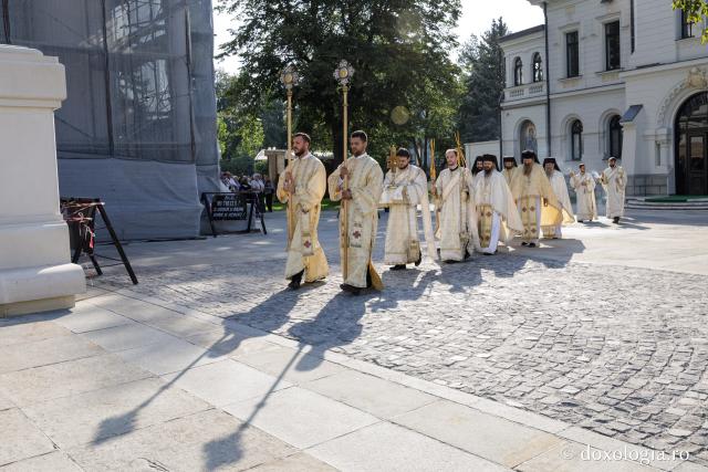 IPS Teofan la Catedrala Mitropolitană din Iași: „Iertarea îl duce pe om spre libertate, neiertarea naște sclavi”