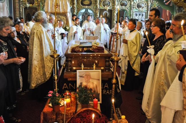 Părintele Viorel Sevastre a fost înmormântat astăzi