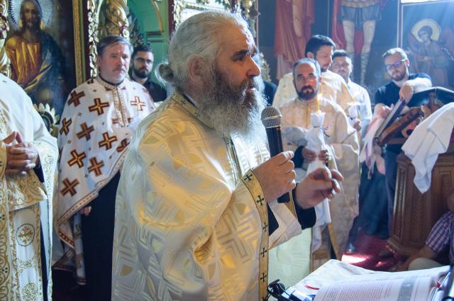 Părintele Viorel Sevastre a fost înmormântat astăzi