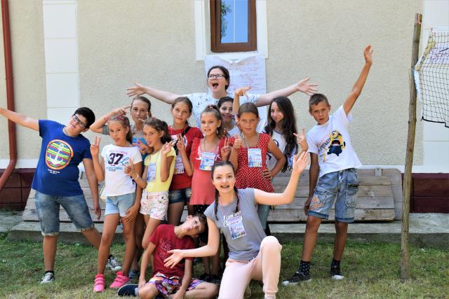 Tabăra din pridvorul satului Giurgeşti