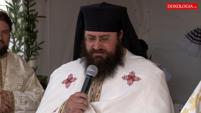 (Video) Protos. Casian Florea: „Muntele Ceahlău este un loc sfânt datorită oamenilor care s-au nevoit aici și l-au sfințit prin viața lor”