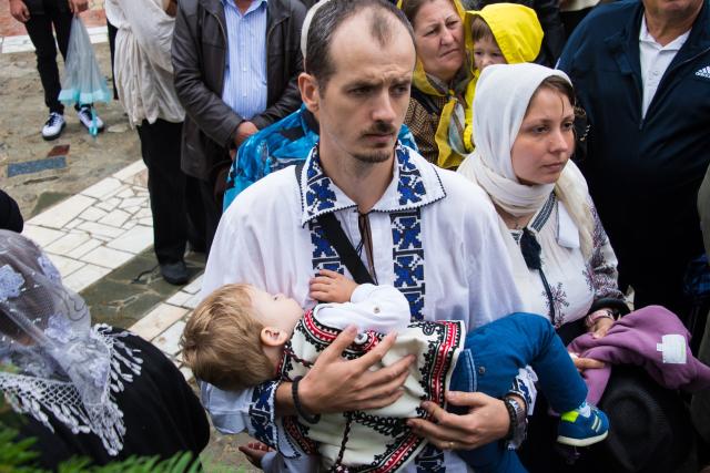 Tripticul sărbătorilor nemţene cinstit prin rugăciuni în Sihăstrie