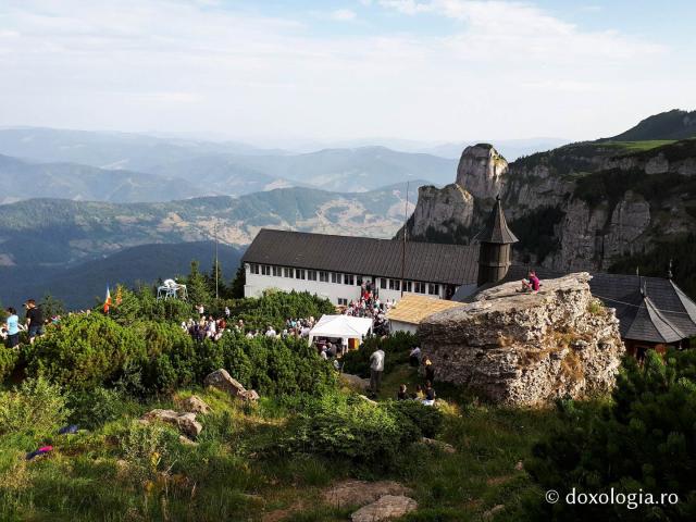 Pelerin pe Muntele Ceahlău - Schimbarea la Față - 2017 (galerie FOTO)