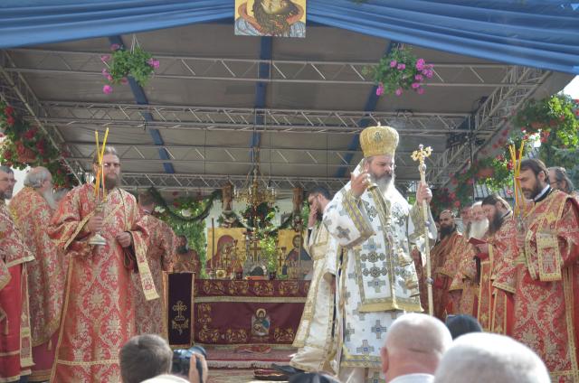 Hram la Mănăstirea Secu, una dintre cele mai vechi așezări monahale din Neamț