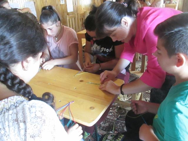 A treia ediţie a şcolii de vară din Poiana Mărului: „Zbor de înger“