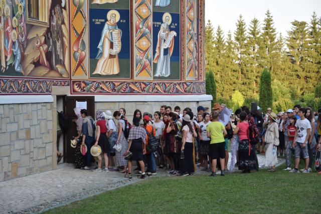 Sărbătorile Sfinţilor Nemţeni: Priveghere arhierească în cinstea Sfântului Ioan Iacob de la Neamţ