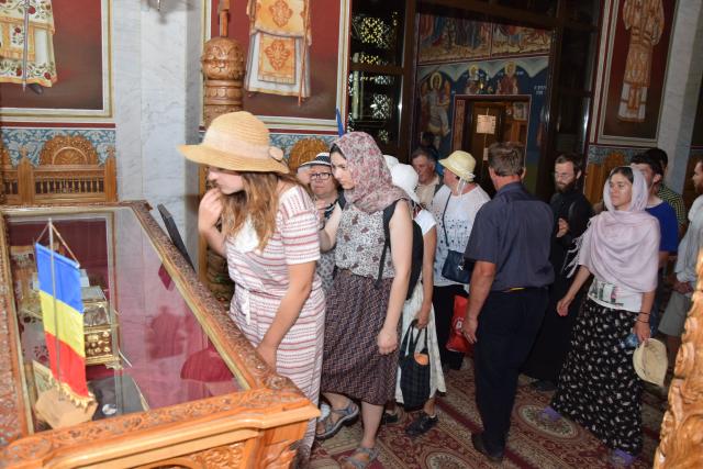 Sărbătorile Sfinţilor Nemţeni: Priveghere arhierească în cinstea Sfântului Ioan Iacob de la Neamţ