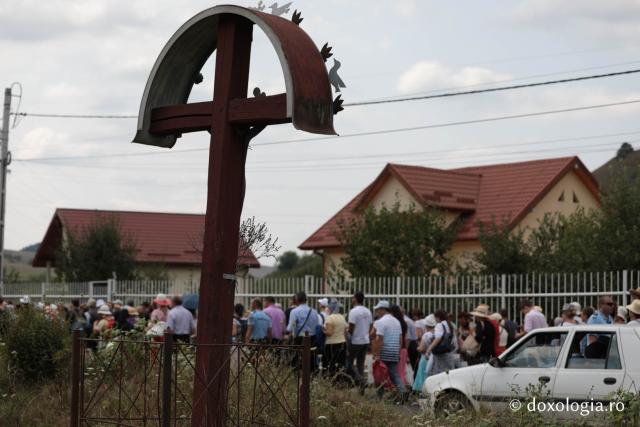 Procesiunea „La Nicula colo-n deal” a avut loc astăzi în județul Cluj
