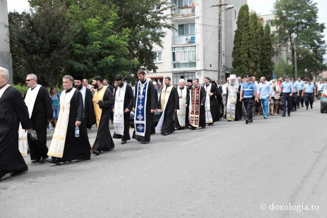 Procesiunea „La Nicula colo-n deal” a avut loc astăzi în județul Cluj