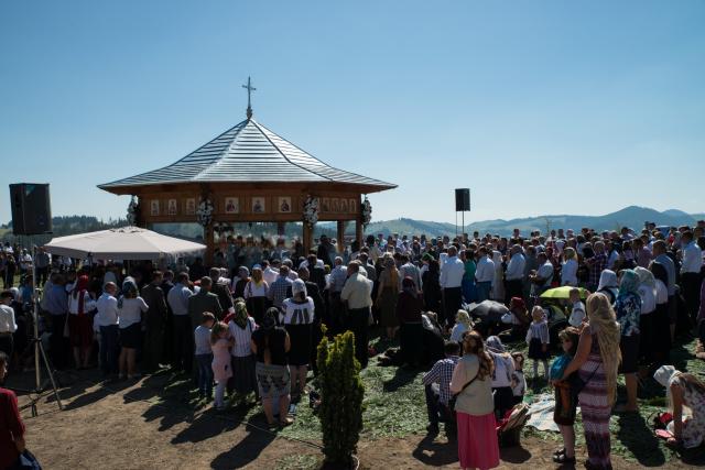 Sfinţirea Schitului „Sfântul Proroc Ilie” - Salaş, oficiată de doi ierarhi