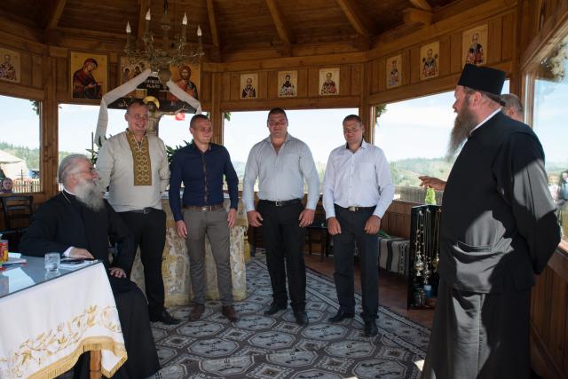 Sfinţirea Schitului „Sfântul Proroc Ilie” - Salaş, oficiată de doi ierarhi