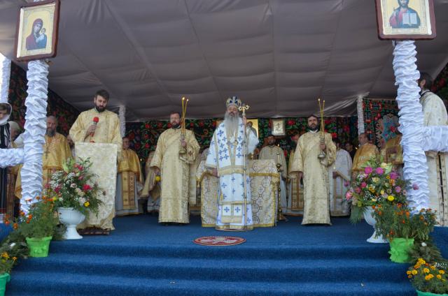 IPS Teofan a resfințit Biserica „Sfântul Mare Mucenic Gheorghe” din Copălău
