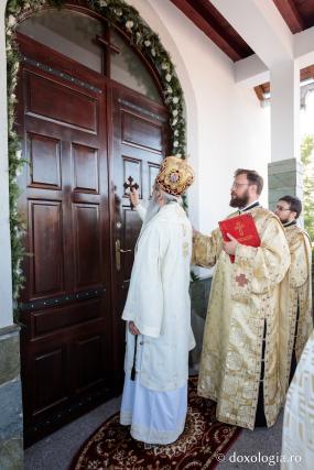 Biserica „Sfânta Treime” din Luncași, jud. Neamț, a fost sfințită