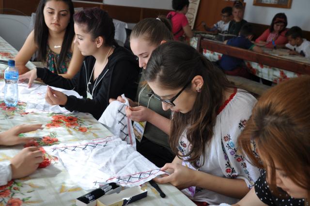 Cea de-a XVI-a ediţie a Taberei de creaţie „Dăruind vei dobândi”, la final