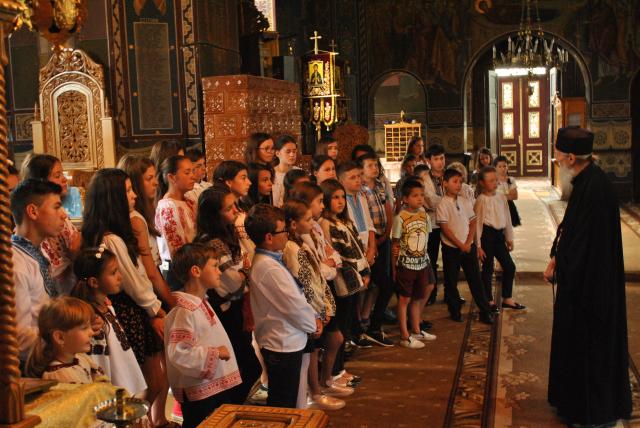 Tabăra „Vacanţă în tinda Bisericii”, la a II-a ediţie