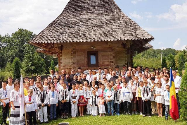 „Toacă şi ie moldovenească“ în Protoieria Oneşti