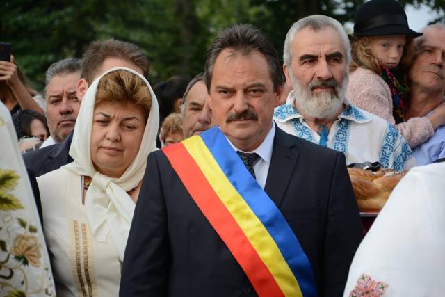 Biserica din Cozmeşti - Stolniceni-Prăjescu a fost resfinţită