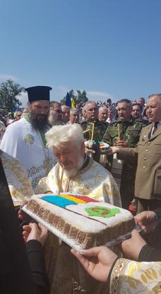 Rugăciune şi omagiu eroilor români pe colinele Cireşoaiei