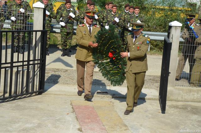 IPS Pimen a sfinţit un monument dedicat eroului Ioan Grosaru