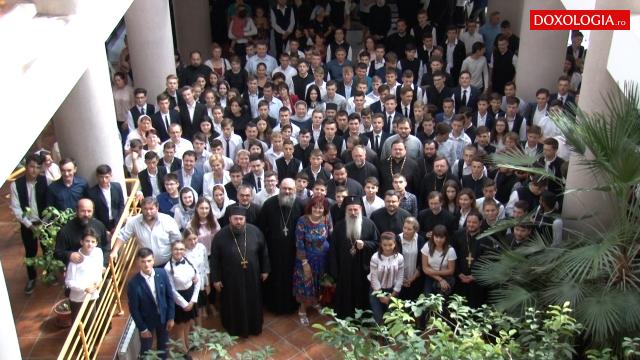 (Video) Binecuvântare arhierească la început de an școlar