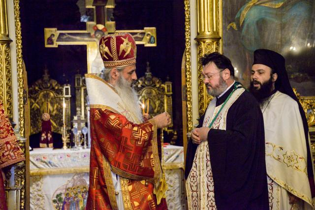 IPS Mitropolit Teofan: „Viața creștinului este o cruce prin urmarea lui Hristos și prin lepădare de sine”