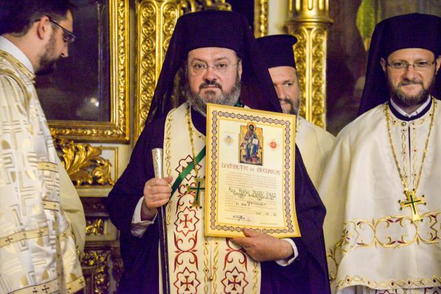 IPS Mitropolit Teofan: „Viața creștinului este o cruce prin urmarea lui Hristos și prin lepădare de sine”