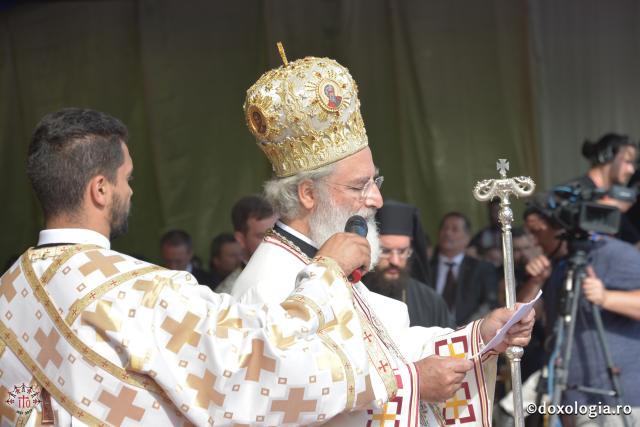 (Video) „Ortodocșii înțeleg Biserica în lumina Sfintei Euharistii” - IPS Andreas, Mitropolit de Arkalochori, Castelios şi Vianis
