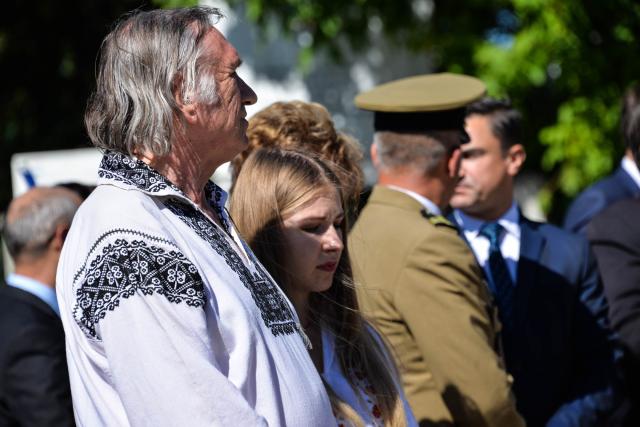 Monument al eroilor sfințit la Iași: „Eu pe voi, cei de astăzi, vă îmbrățișez cu mâinile Crucii”