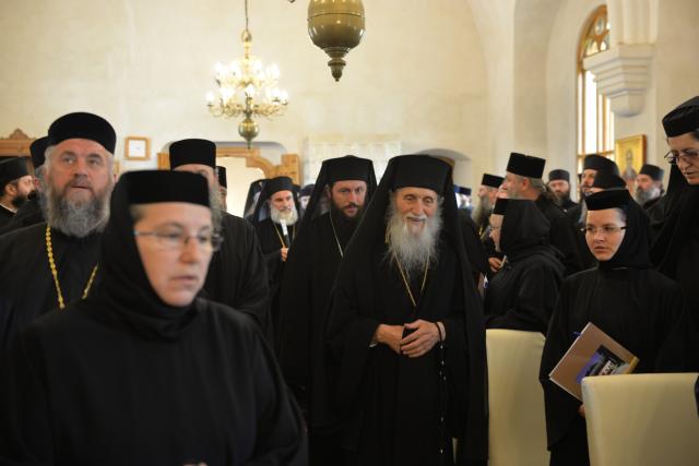 Sinaxă monahală mitropolitană la Putna: „Mărturisitorii din închisorile comuniste. Modele de mărturie creștină pentru monahii de astăzi”
