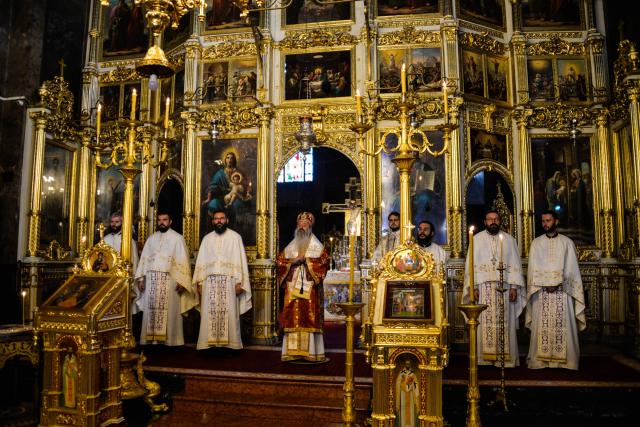 IPS Mitropolit Teofan: „Viața creștinului este o cruce prin urmarea lui Hristos și prin lepădare de sine”