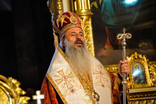 IPS Mitropolit Teofan: „Viața creștinului este o cruce prin urmarea lui Hristos și prin lepădare de sine”