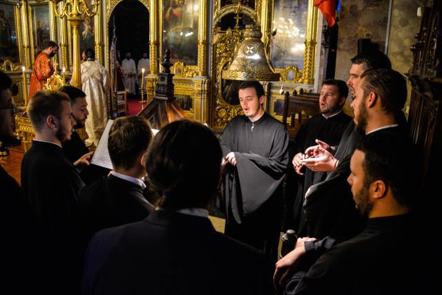 IPS Mitropolit Teofan: „Viața creștinului este o cruce prin urmarea lui Hristos și prin lepădare de sine”