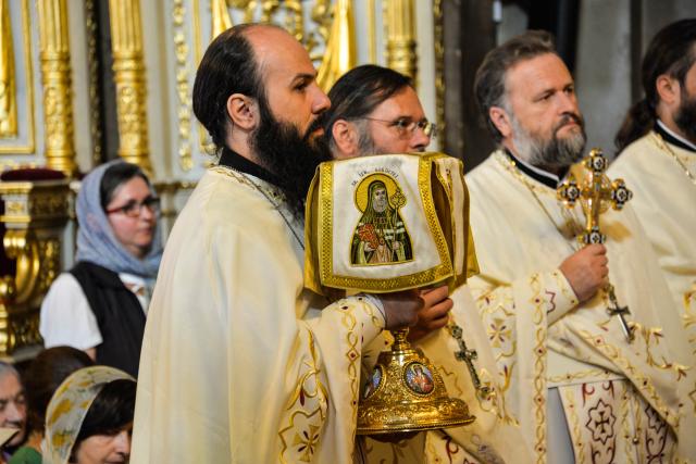IPS Mitropolit Teofan: „Viața creștinului este o cruce prin urmarea lui Hristos și prin lepădare de sine”