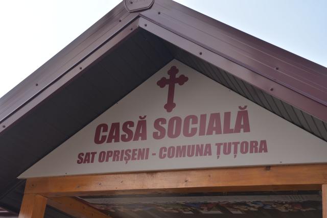 Sfințire de casă socială la Oprișeni, Iași