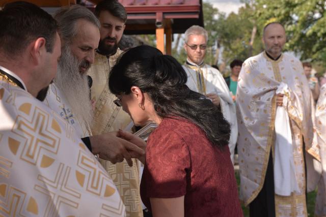 Sfințire de casă socială la Oprișeni, Iași