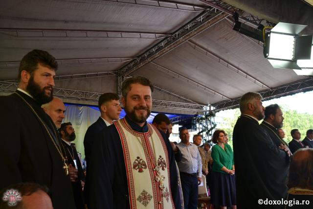 „În Serbia, Biserica este foarte neglijată, la o Liturghie participă 20-30 de persoane, la o populație de 40000 de locuitori”