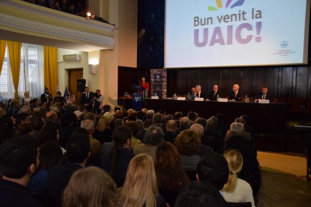 IPS Mitropolit Teofan i-a îndemnat pe studenții ieșeni și pe cadrele didactice să se implice în activitățile Centenarului Marii Uniri