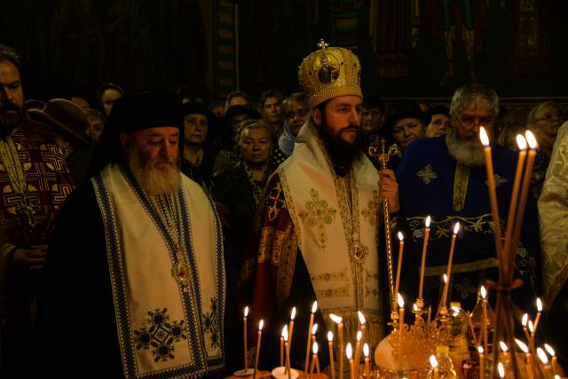 Ziua închinată Ocrotitoarei Moldovei, sărbătorită la biserica ei din Păcurarii Iaşului