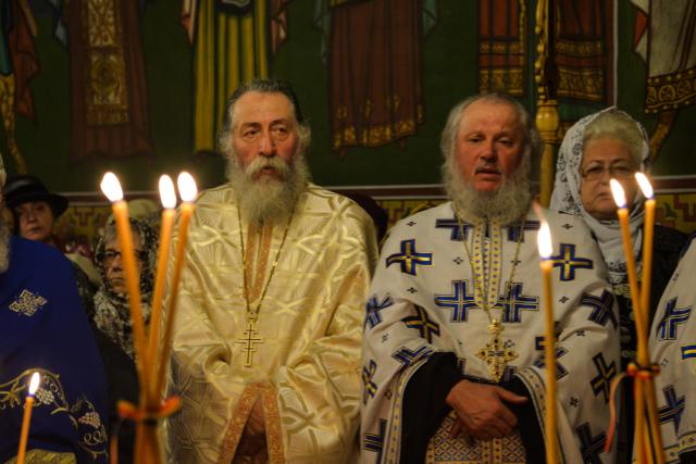 Ziua închinată Ocrotitoarei Moldovei, sărbătorită la biserica ei din Păcurarii Iaşului