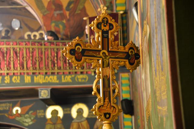 Ziua închinată Ocrotitoarei Moldovei, sărbătorită la biserica ei din Păcurarii Iaşului