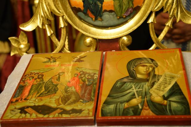 Ziua închinată Ocrotitoarei Moldovei, sărbătorită la biserica ei din Păcurarii Iaşului