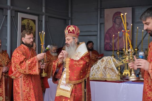 Hram la Mănăstirea Stavnic: „Singură credința în Hristos Domnul te așază statornic pe cale”